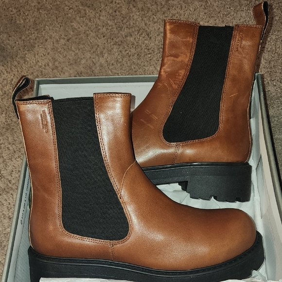 Vagabond Shoes - Vagabond Brown Ankle Boots